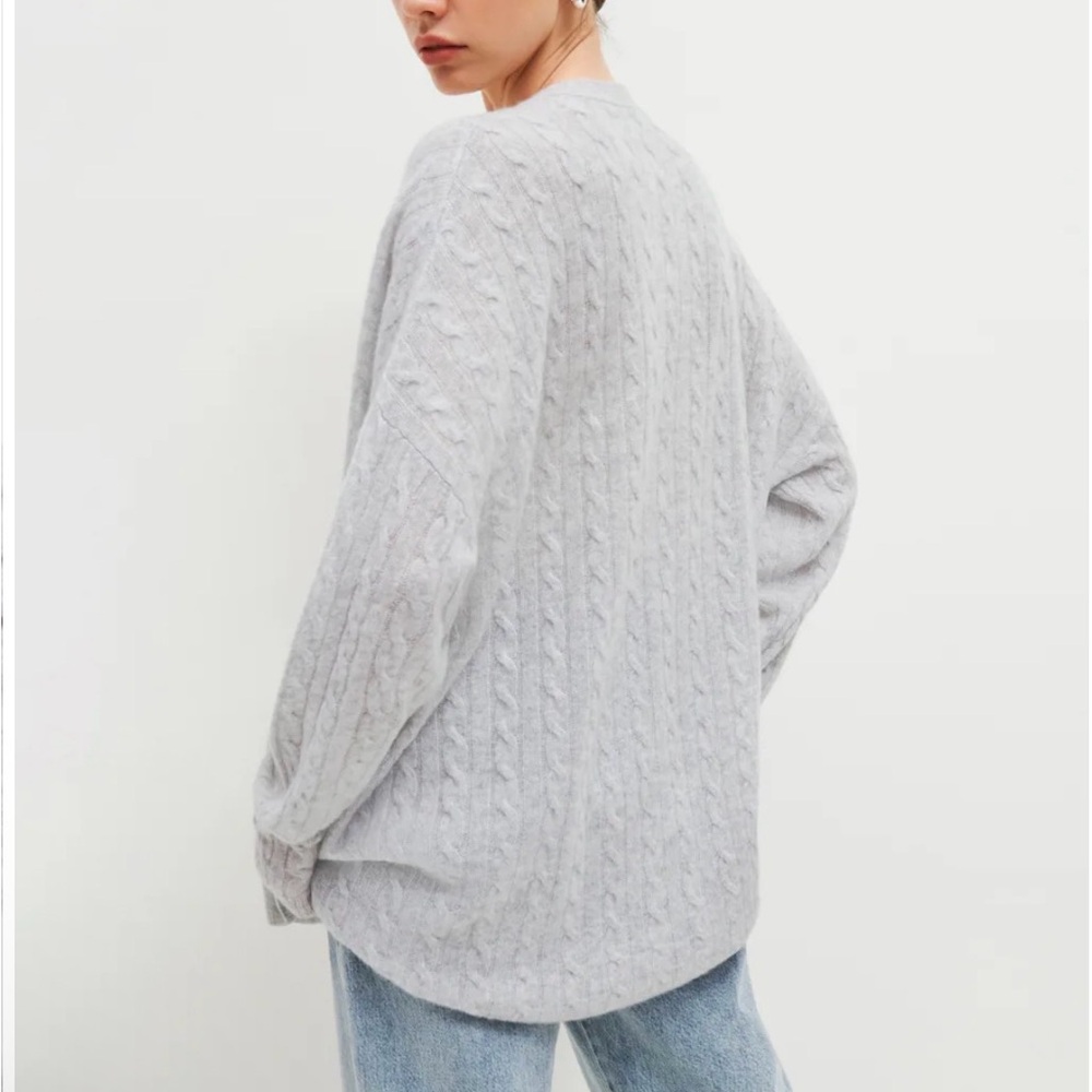 Reformation Giusta Oversized Cashmere Button Cardigan in Light Grey $298 MSRP - Picture 3 of 13